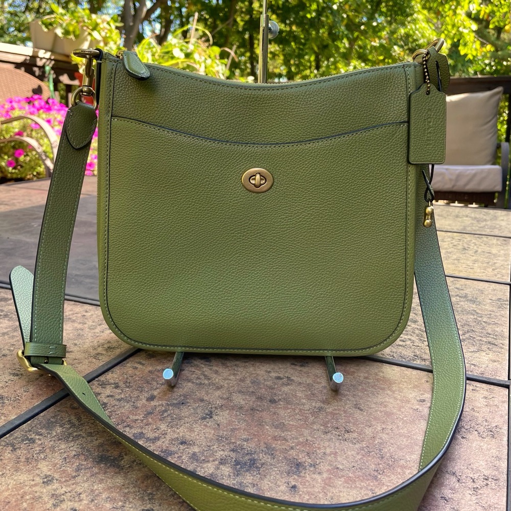 Coach Chaise Pebbled Leather Crossbody Bag in moss with chain